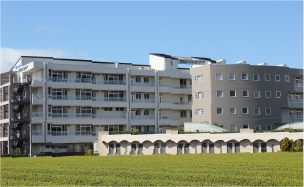 【介護職・ヘルパー/浜松市西区】 老人保健施設 西山病院 (正社員)の画像1