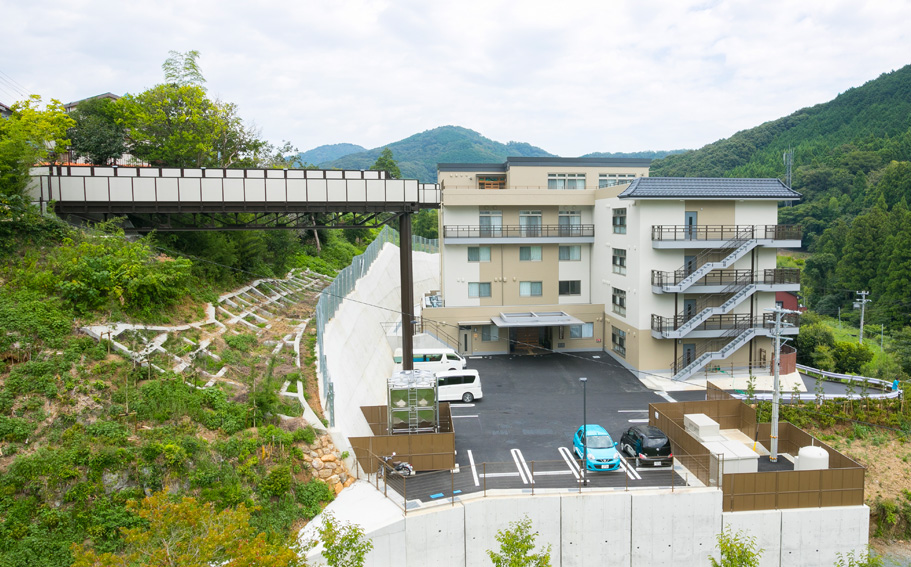 【介護職/浜松市北区】 特別養護老人ホーム 引佐みやまの里 (パート)の画像1