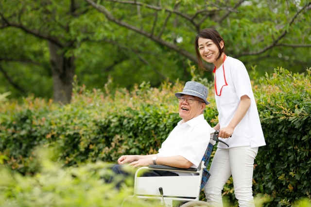 【介護職・ヘルパー/横浜市神奈川区】 アカリエヘルスケアカンパニー 株式会社 (パート)の画像1