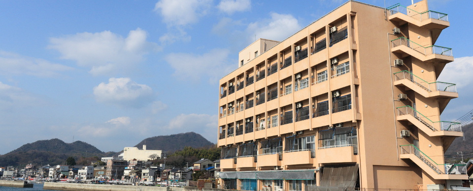 【生活相談員／尾道市】 デイサービス・デイケア　高齢者総合福祉施設　花園　(正社員)の画像1