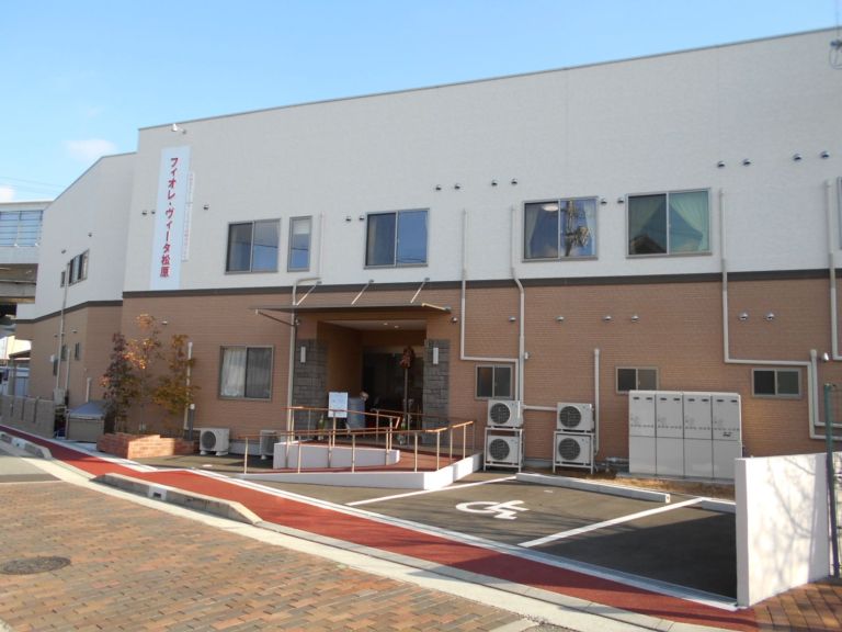 【介護職員／松原市】サービス付き高齢者向け住宅　株式会社フルライフケア　(パート)の画像1