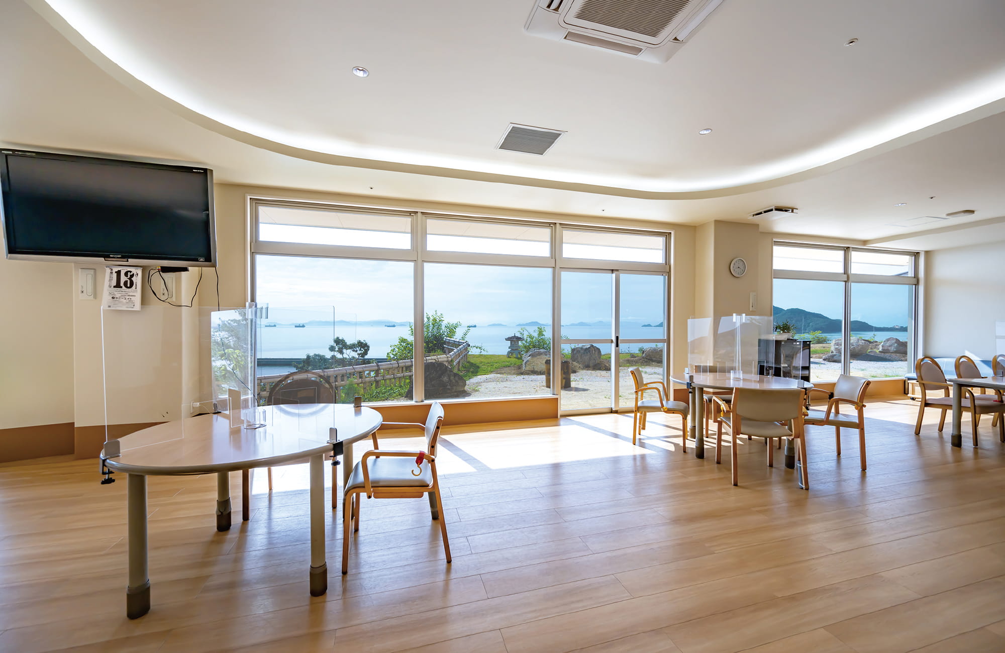 【介護職員／福山市】デイサービスセンター エクセル福山　(正社員)の画像1