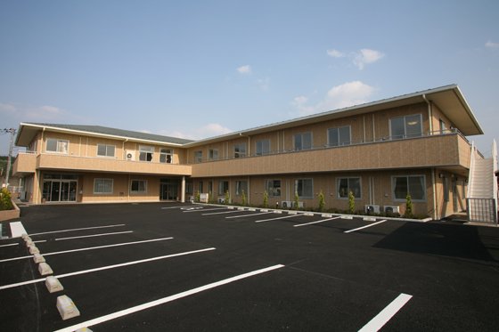 【介護職員／矢板市】 あずみ苑グランデ矢板　(正社員)の画像1