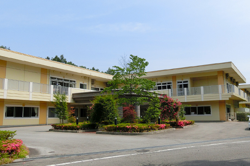 【介護職員／那須塩原市】 [“特別養護老人ホーム”, “ショートステイ”]　社会福祉法人　那須四季会　(正社員)の画像1