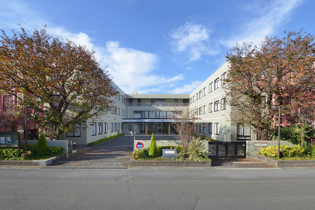 【介護職員／さいたま市北区】介護付有料老人ホームソラスト大宮　(正社員)の画像1