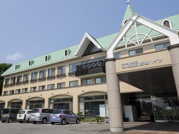 介護職員／旭川市　老人保健施設　愛善ハイツ　(正社員)　日勤のみの画像1
