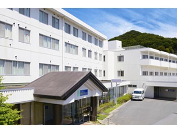 介護職員／甲州市　デイサービス　恵信塩山ケアセンター(正社員)の画像1