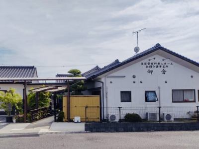 【介護職員(夜勤専従)／八代市】有料老人ホーム御倉（パート）の画像1