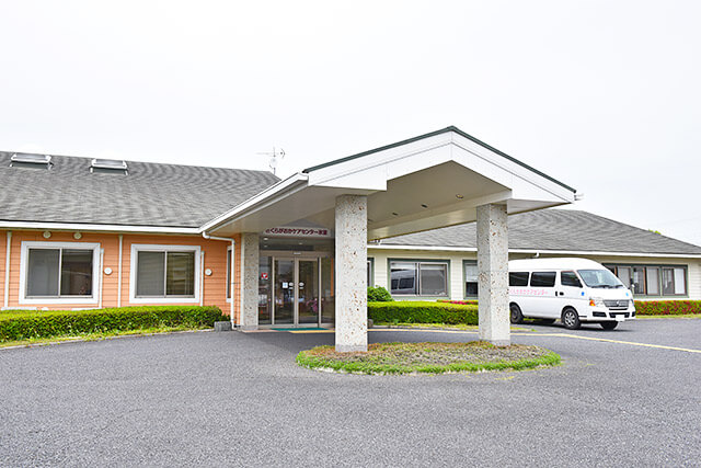 【介護職員／宇都宮市】 [“ショートステイ”]　さくらがおかケアセンター氷室（有限会社　グロン）　(正社員)の画像1