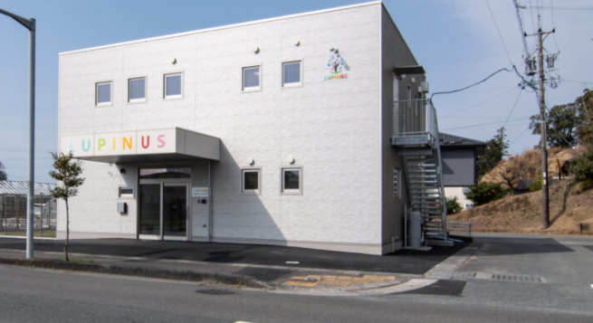 【(障)指導員／袋井市】障がい者施設　ルピナス(パート)の画像1