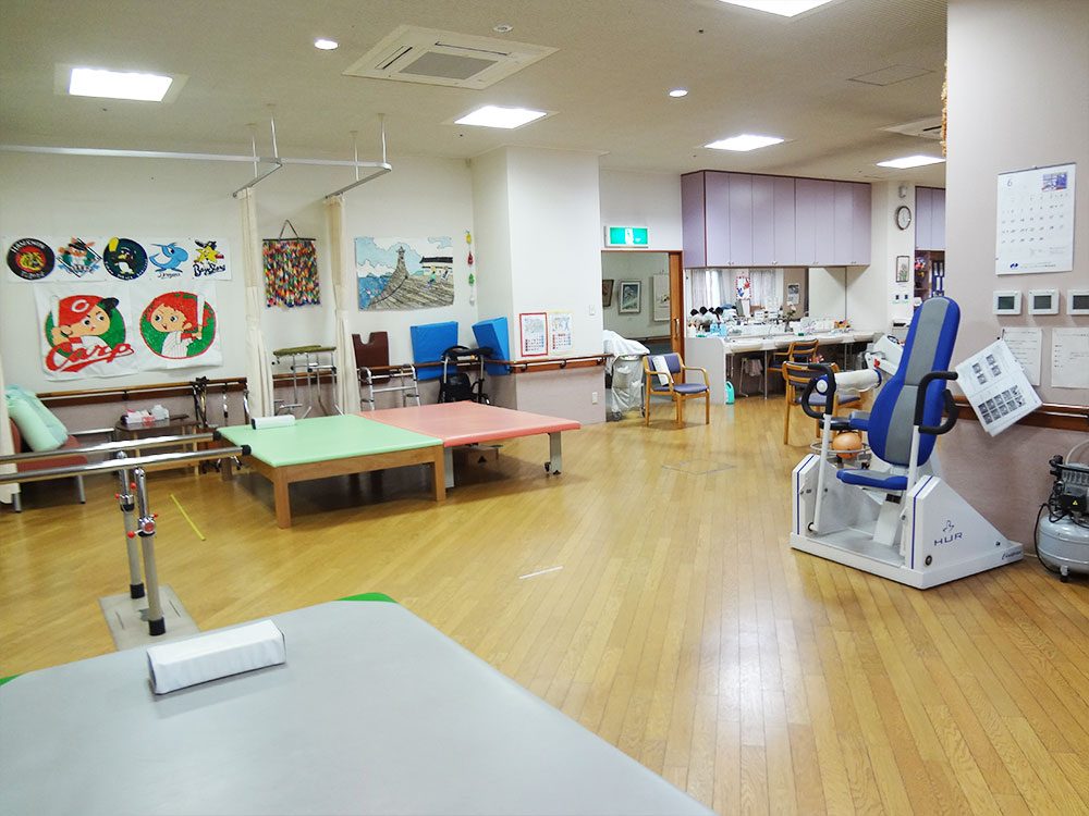 【介護職／福山市】 介護老人保健施設ふぁみりい　(正社員)の画像3