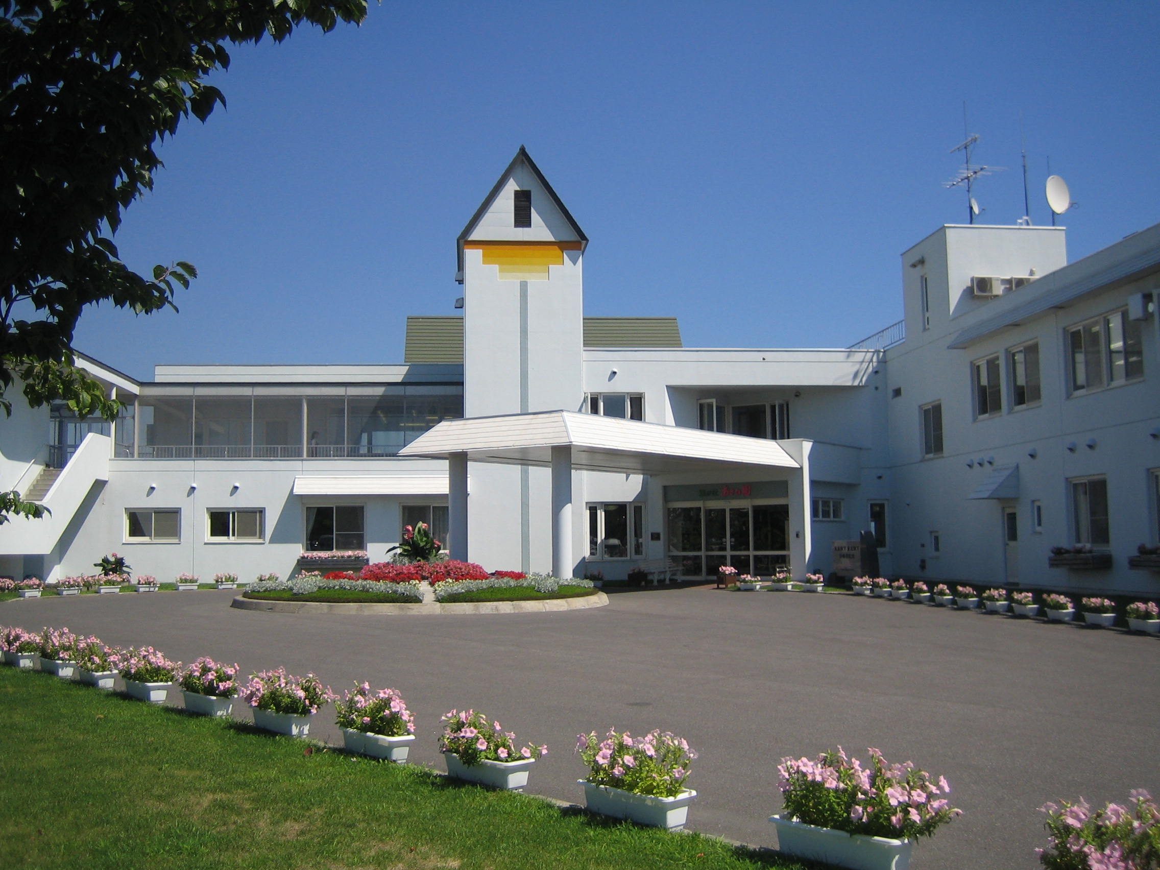 介護職員／旭川市　特別養護老人ホーム　緑が丘あさひ園　(正社員)※ユニット型の画像1