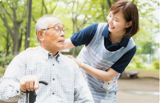 【介護職員／登米市】　グループホーム　さくらおか　(正社員)の画像1