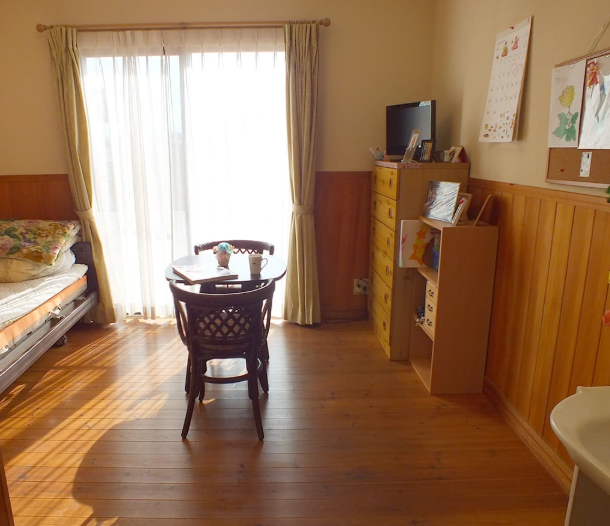 【介護職員(夜勤専従)／熊本市東区】認知症高齢者グループホーム バニラハウス（パート）の画像2