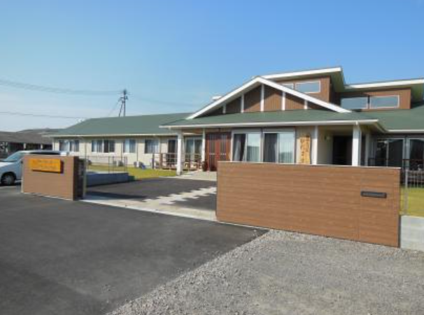 【介護職員／熊本市南区】 ヒューマンケア富合（準社員）の画像1