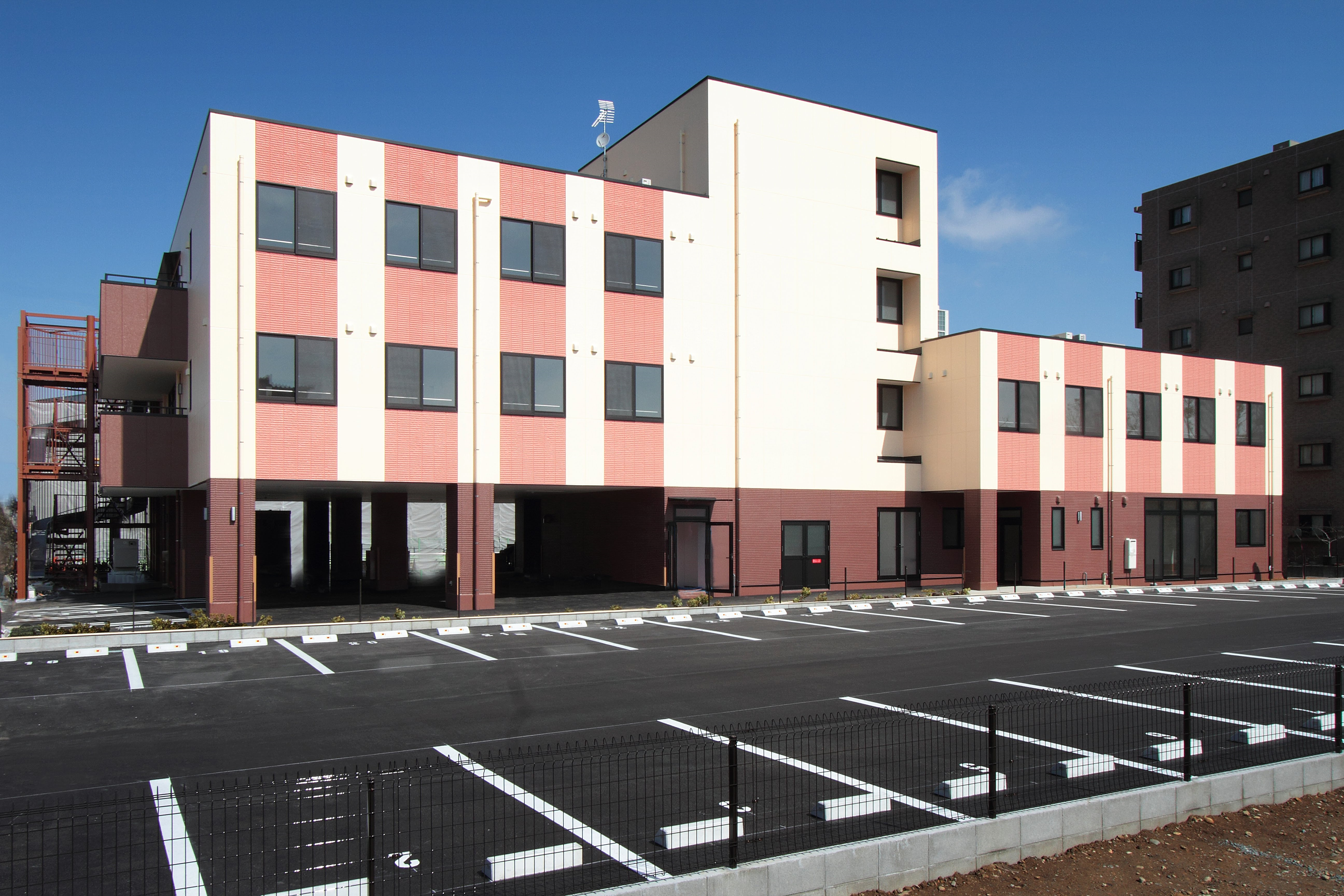 【介護職／浜松市中央区】デイサービス・デイケア　浅田ふるさと庵(正社員)の画像1
