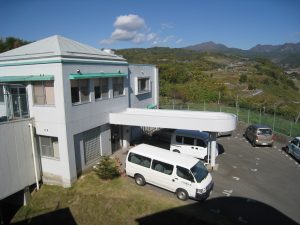 【障がい者支援員/甲斐市】　障がい者支援施設　敷島緑陽園【正社員】の画像1