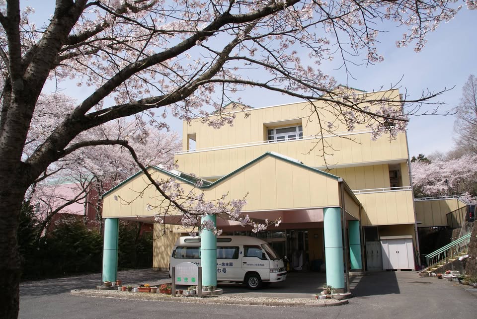 【介護職員／佐野市】 社会福祉法人　裕母和会　養護老人ホーム悠生園　(正社員)の画像1