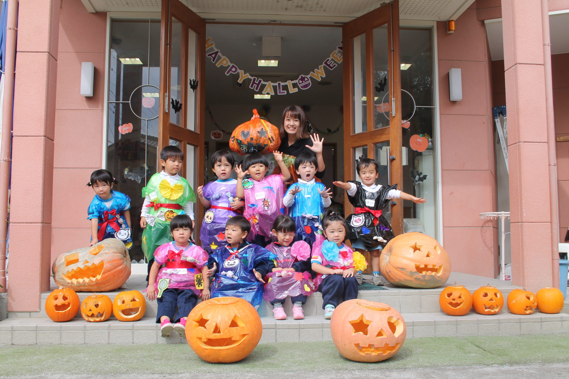 【保育士／甲府市】学校法人　聖愛幼稚園　(正社員)の画像1