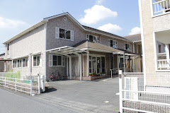 【介護職／福山市】　サービス付き高齢者向け住宅　ゆうゆう手城　(正社員)の画像1