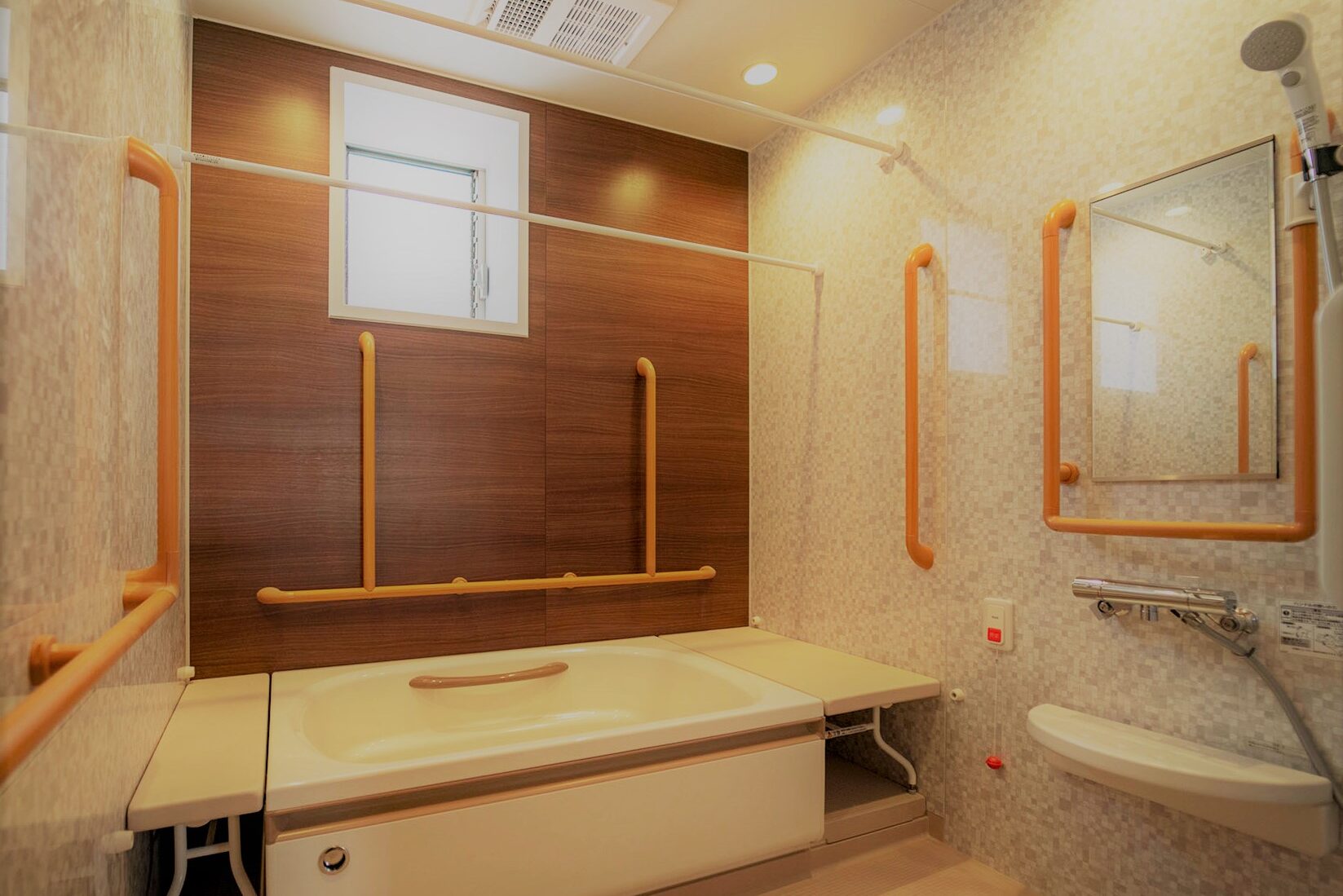 【介護職/福山市】 特別養護老人ホーム オリーブハウス幸千 (正社員)の画像3