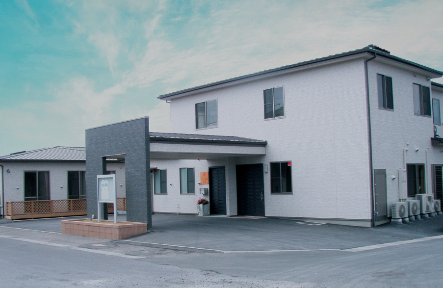 【介護職員／鹿児島市】 医療法人　明輝会　サテライトろうけん　(正社員)の画像1