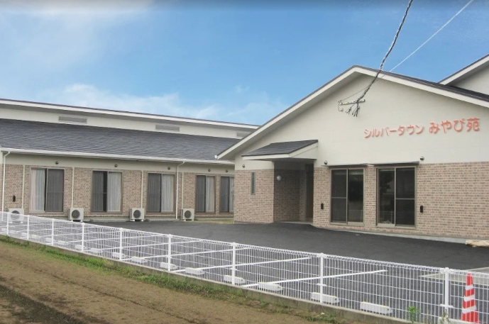 【介護職員／熊本市南区】ケアホームみやび苑（正社員）の画像1