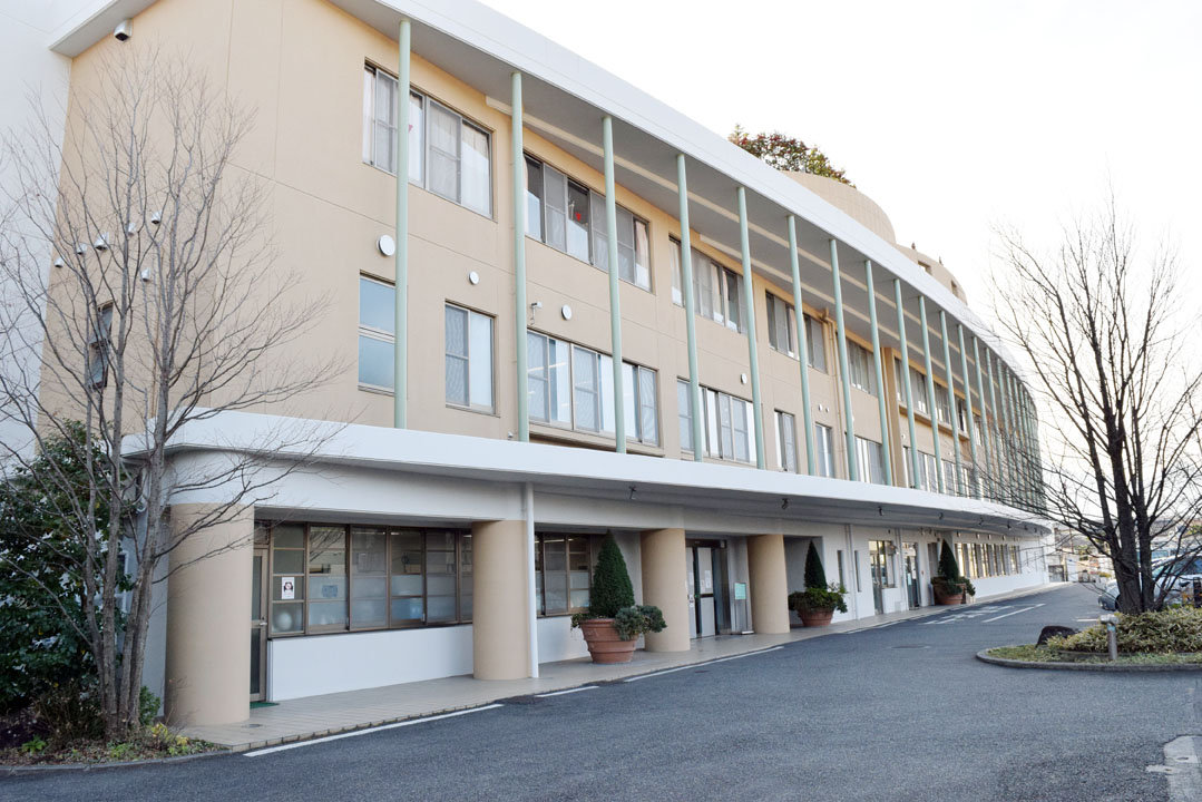 【看護師／甲府市】山角病院　(正社員)の画像1