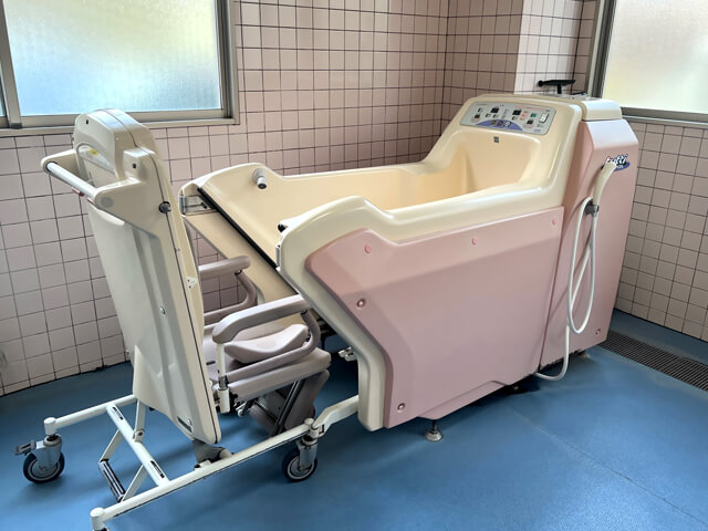 【介護職員／熊本市西区】　介護老人保健施設　葵の森　(正社員)の画像4