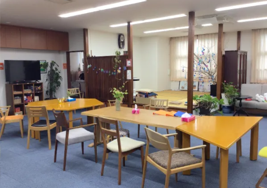 【介護職／府中市】デイサービスプラザ 花 （非常勤職員（登用あり）の画像1