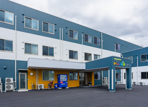 【介護職／守山区】 有料老人ホーム(からふる庭園守山)　(正社員)の画像1