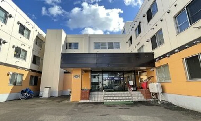 【介護職／札幌市西区】住宅型有料老人ホーム　うるおいの家八軒（正社員）の画像1