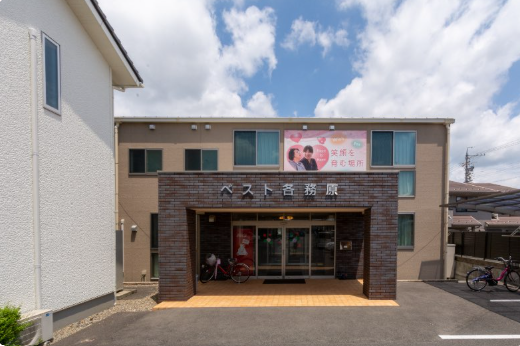 【夜勤専従・介護士】　ベスト各務原さくらの里　（パート）の画像1