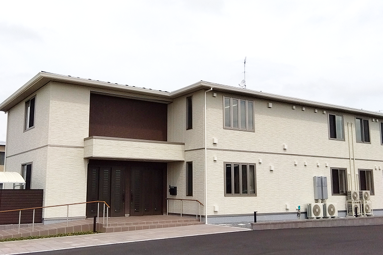 【介護職員／小山市】 グループホーム　ユースタイルラボラトリー　株式会社　(正社員)の画像1