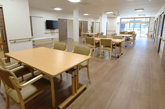 【看護師/京都市山科区】 小規模多機能型居宅介護 サービス付き高齢者向け住宅 なぎつじ翔裕館Ⅱ号館 (正社員)の画像2