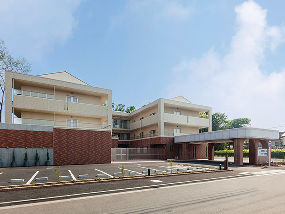 【介護職員/ヘルパー】住宅型有料老人ホーム　イリーゼ昭島　(正社員)の画像1