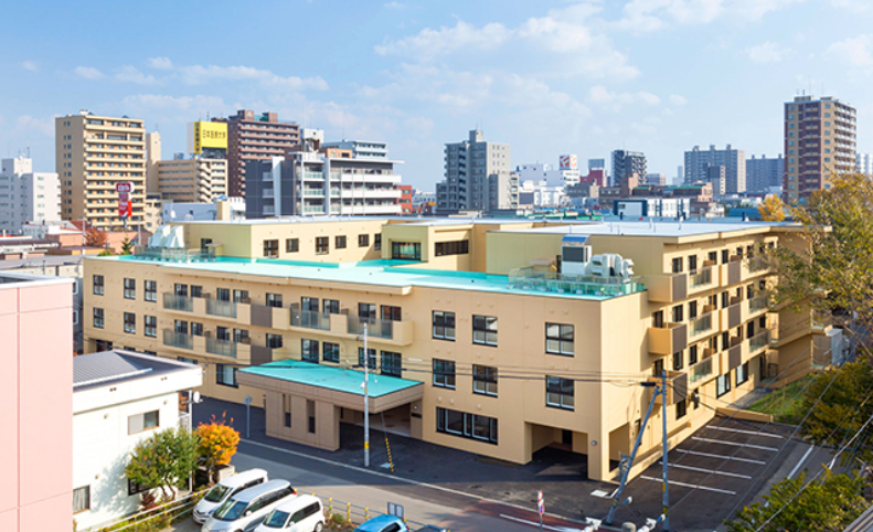 【介護職員／豊平区】介護付き有料老人ホーム　ゆうゆうじてき月寒(正社員)の画像1