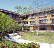 【理学療法士／京都市山科区】特別養護老人ホームヴィラ山科　(正社員)の画像1