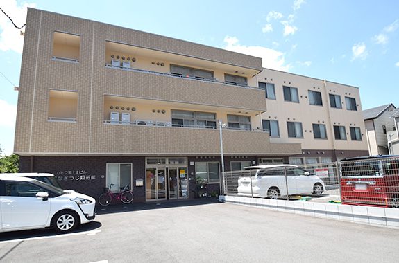 【看護師／京都市山科区】グループホーム 介護付き有料老人ホーム なぎつじ翔裕館Ⅰ号館　(正社員)の画像1