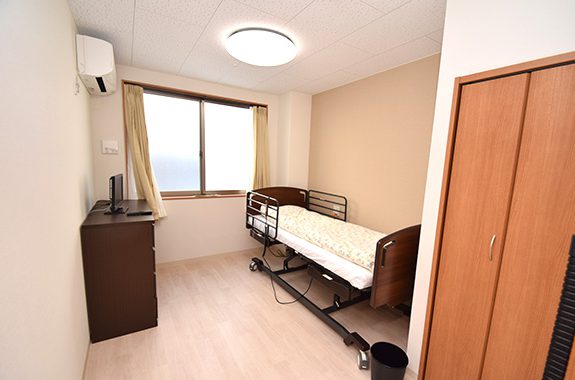 【介護職員/京都市山科区】なぎつじ翔裕館1号館 (正社員)の画像2