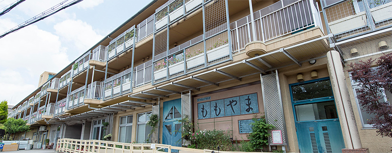 【介護職員／京都市伏見区】　高齢者福祉総合施設　ももやま　(パート)の画像1
