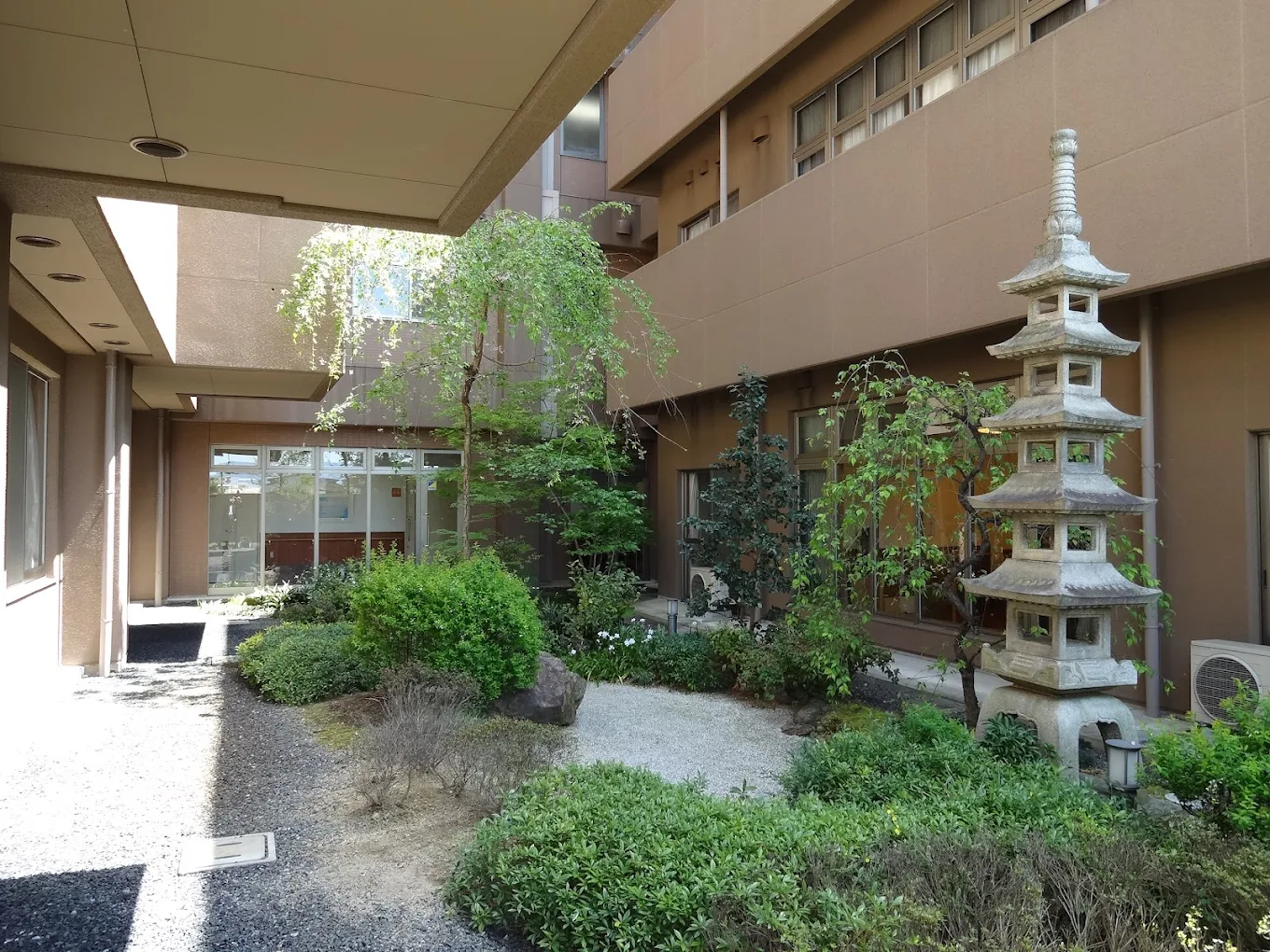 【看護師／京都市伏見区】　特別養護老人ホームヴィラ稲荷山　(正社員)の画像1