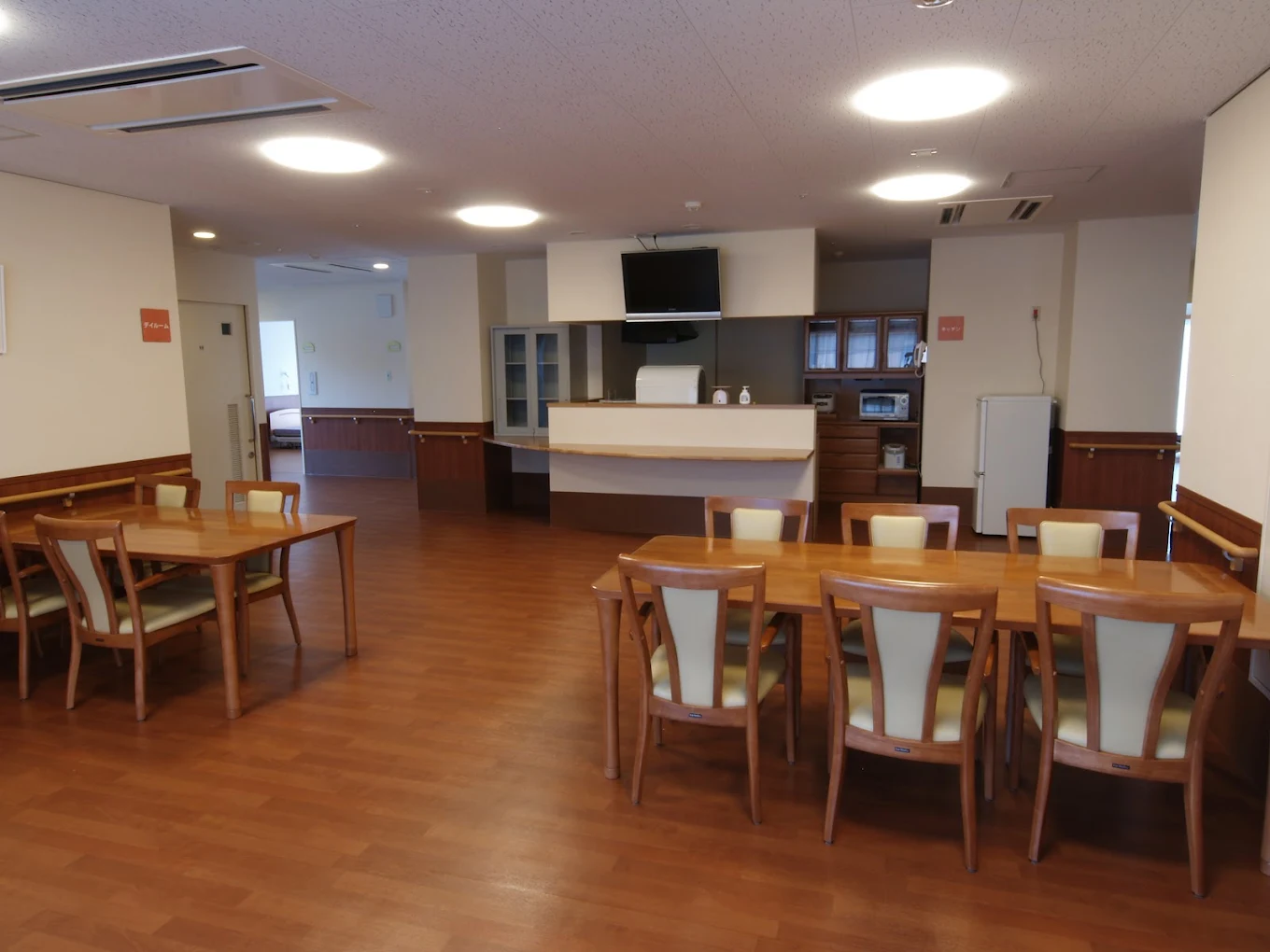 【介護職員／京都市伏見区】 特別養護老人ホーム／ショートステイ　社会福祉法人京都悠仁福祉会　特別養護老人ホームヴィラ稲荷山　(正社員)の画像3