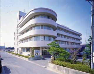 【介護職／浜松市中央区】 介護老人保健施設　入野ケアセンター　(正社員)の画像1