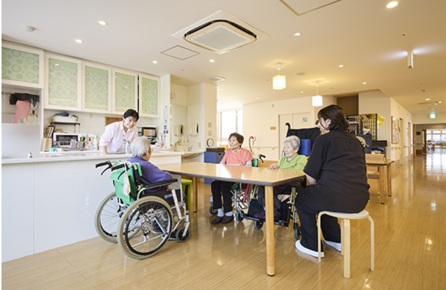 【介護福祉士/岐阜市】ユニット型老健（デイケア） 仙寿なごみ野(正社員)の画像1