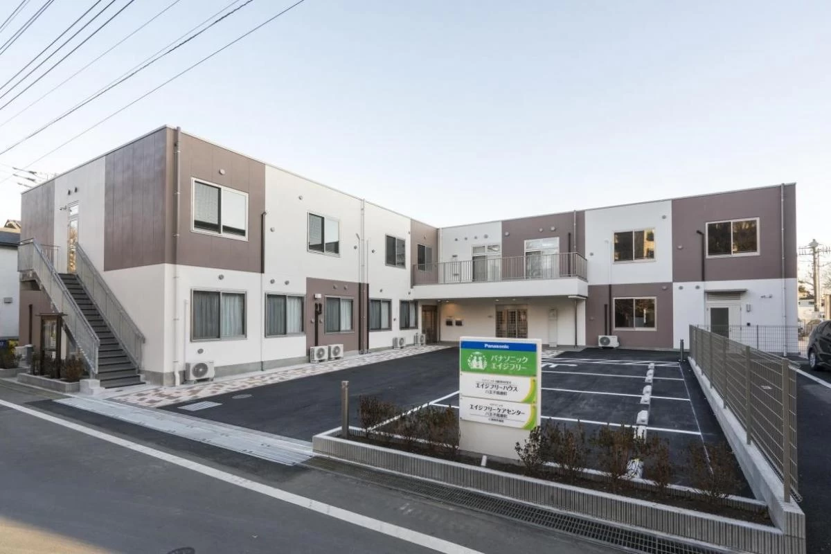 介護職 サービス付き高齢者向け住宅 【パート 夜勤専従】の画像1